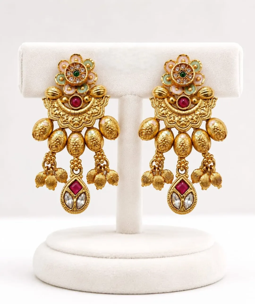 GOLD PLATED ARTIFICIAL FASHION EARRING