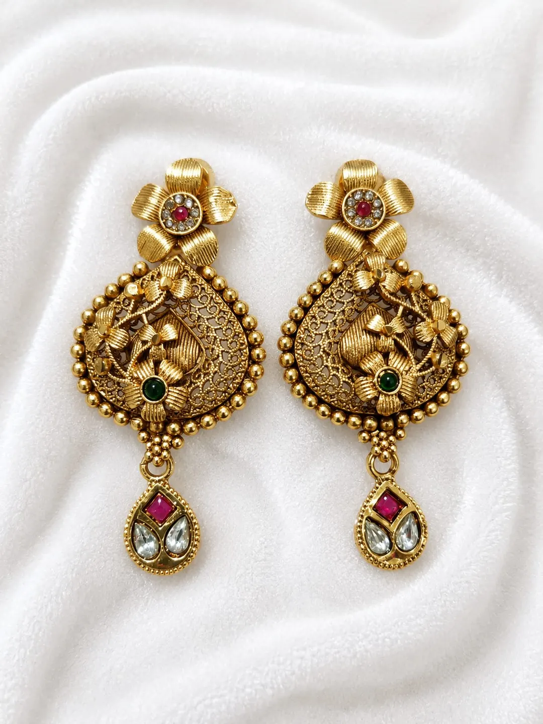 ANTIQUE GOLD FLORALKUNDAN DROP EARRINGS WITH RED & WHITE STONES