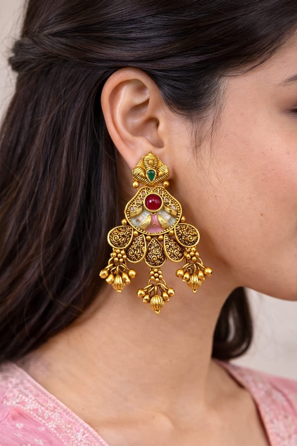 ANTIQUE GOLD PLATED FLORAL CHANDELIER EARRING
