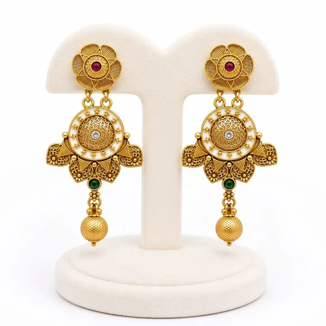 GOLD TONE ANTIQUE CHANDBALI EARRING