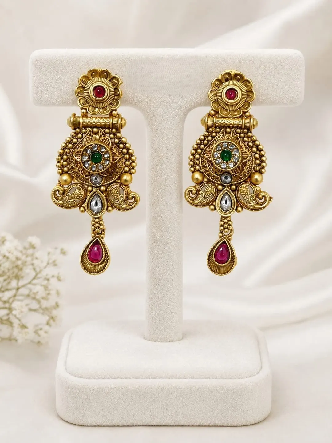 ANTIQUE GOLD PLATED EARRING