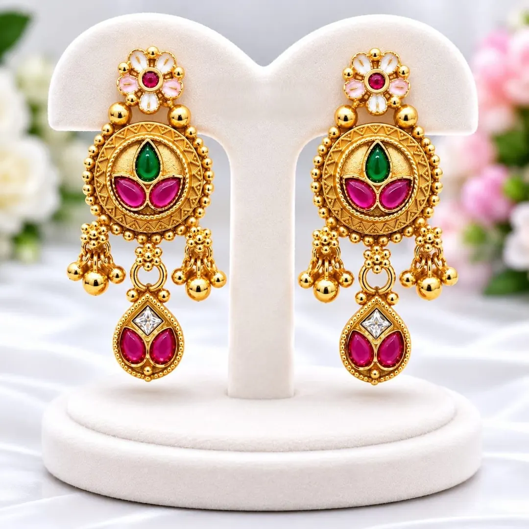 TRADITIONAL GOLD TONE CHANDBALI EARRING