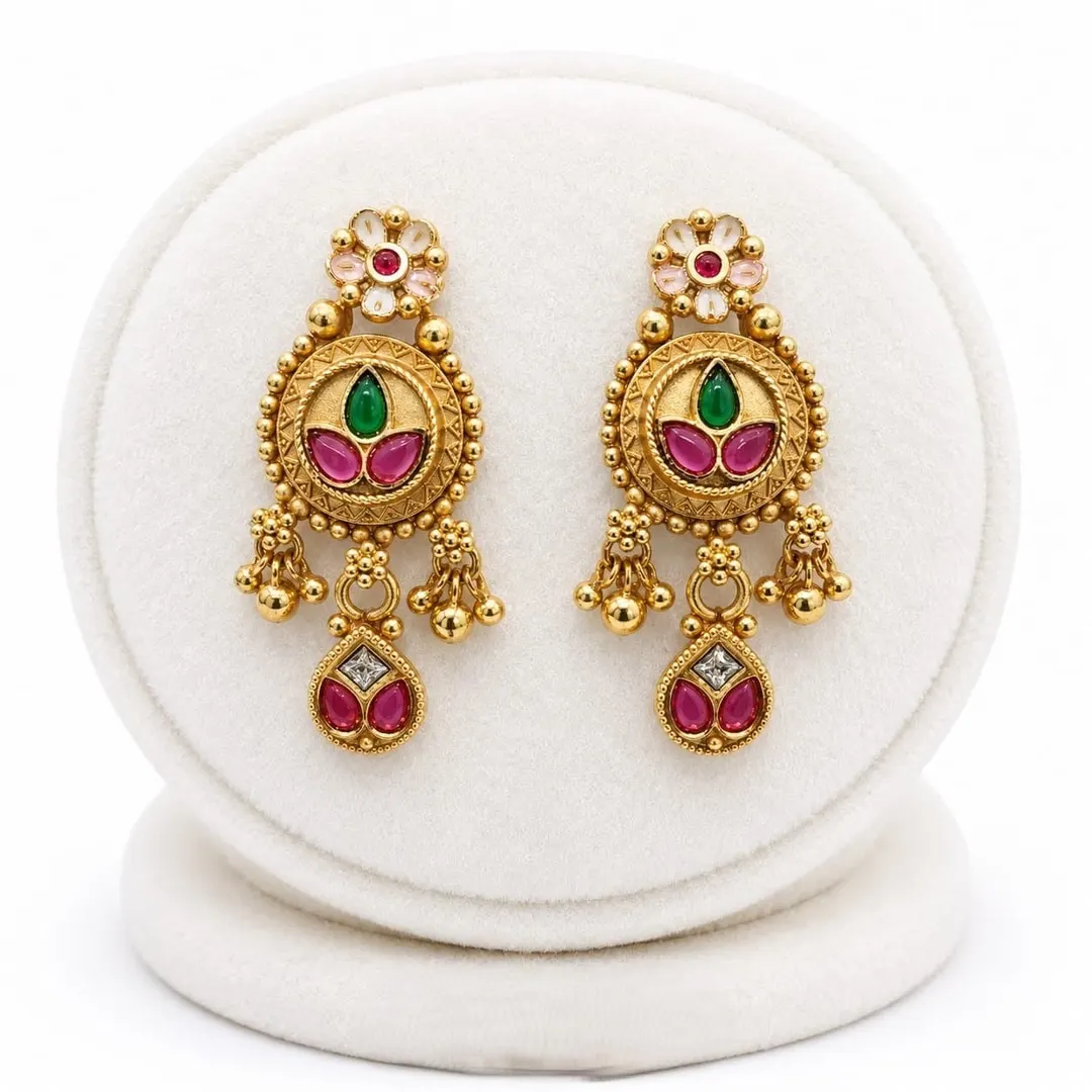 TRADITIONAL GOLD TONE CHANDBALI EARRING