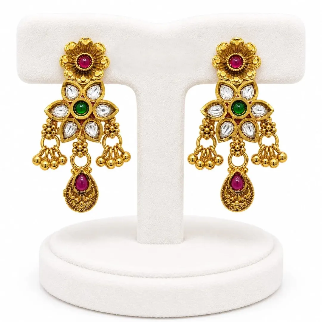 TRADITIONAL GOLD TONE KUNDAN CHANDELIER EARRING