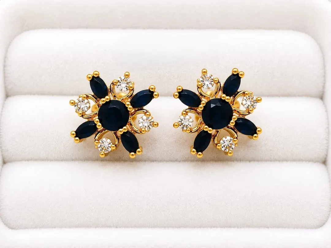 FLORAL STUD EARRING
