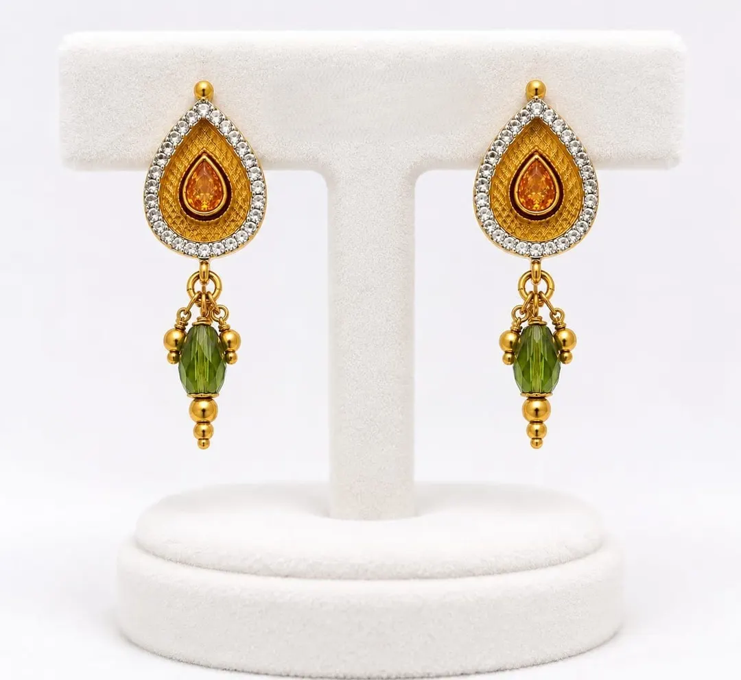 GOLD TONE TEARDROP DANGLE EARRING