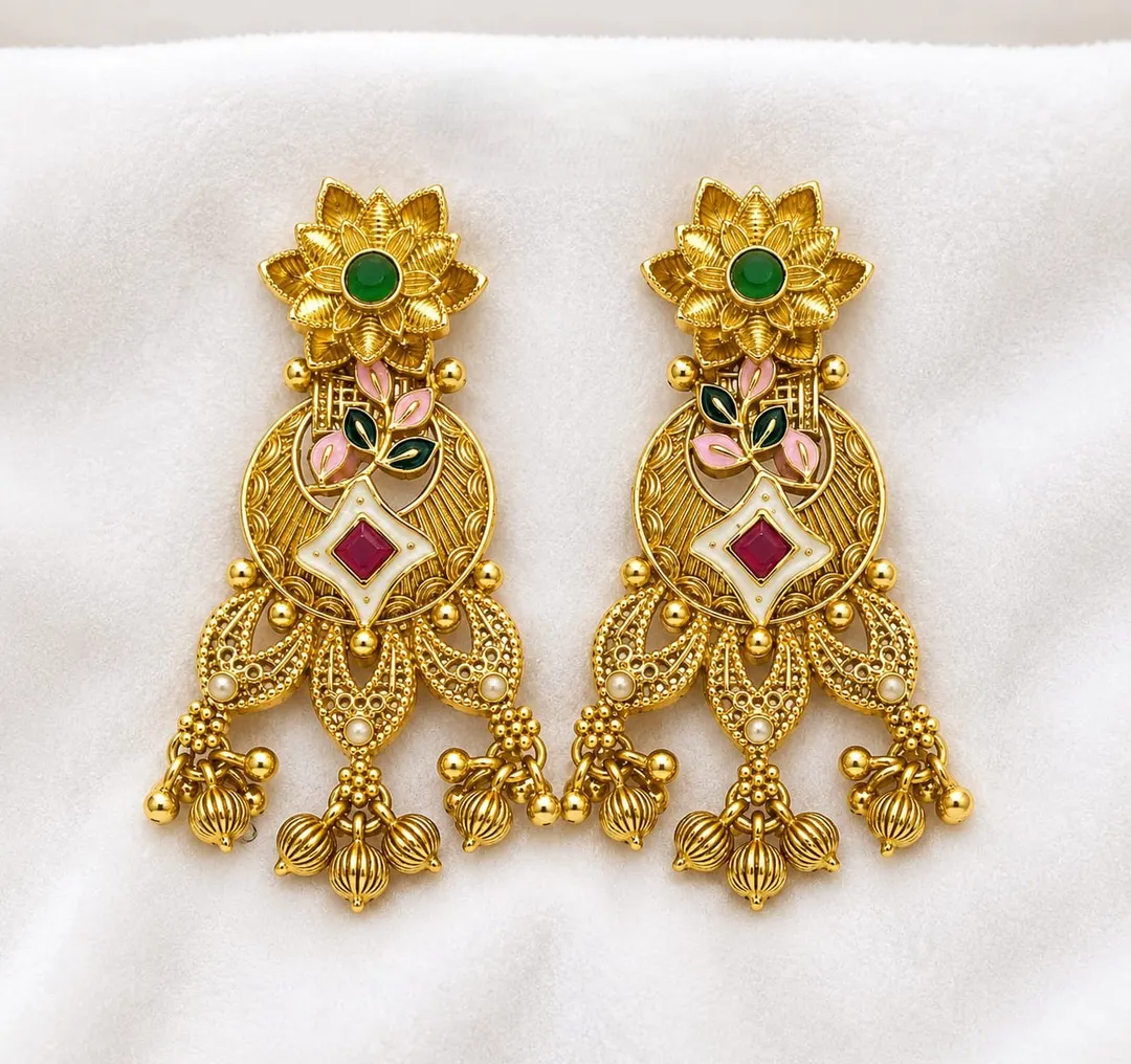 FLORAL RED & GREEN LONG GOLD-PLATED DANGLER 
