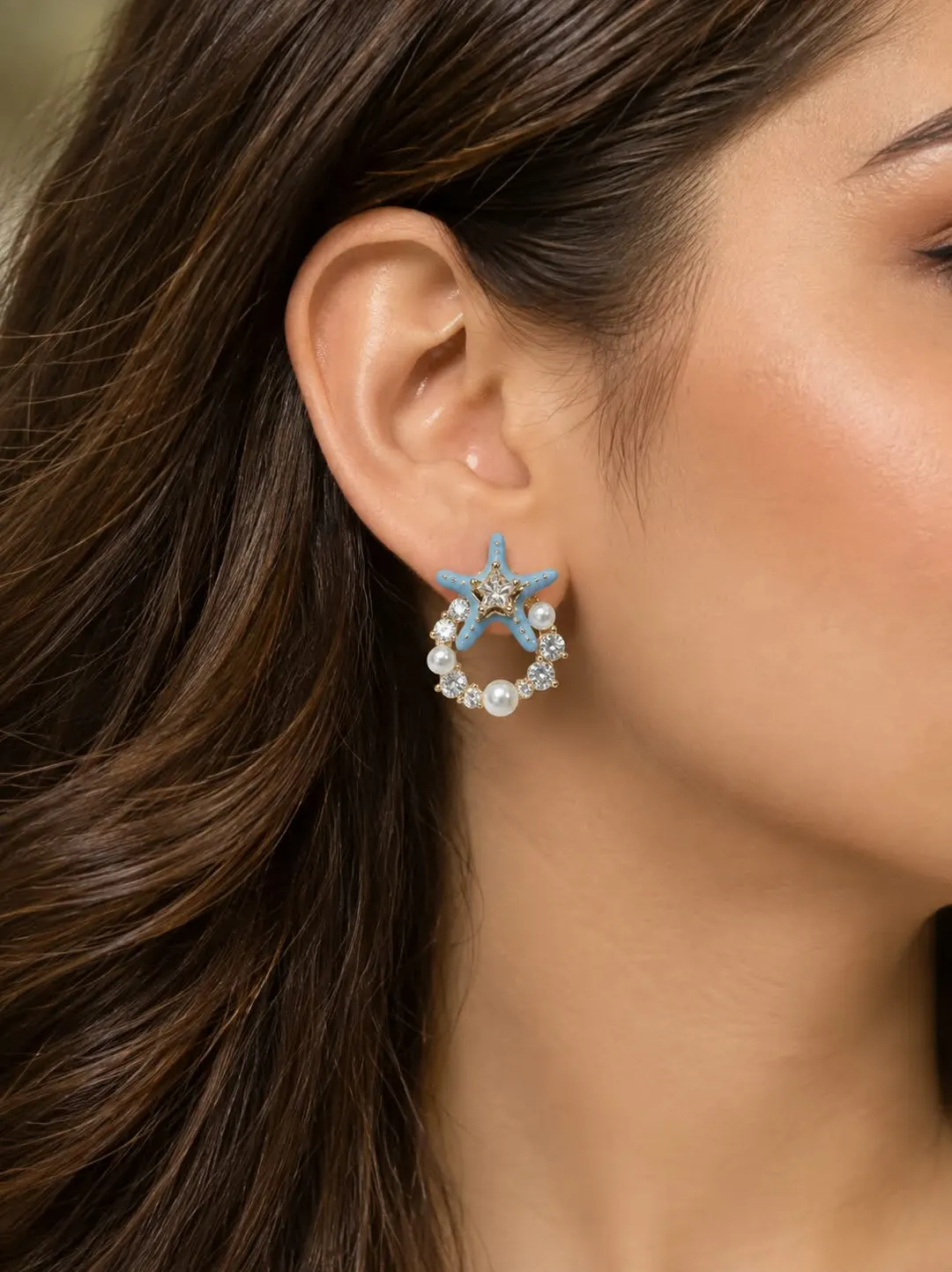 OCEAN-INSPIRED BLUE STARFISH CRYSTAL EARRING 