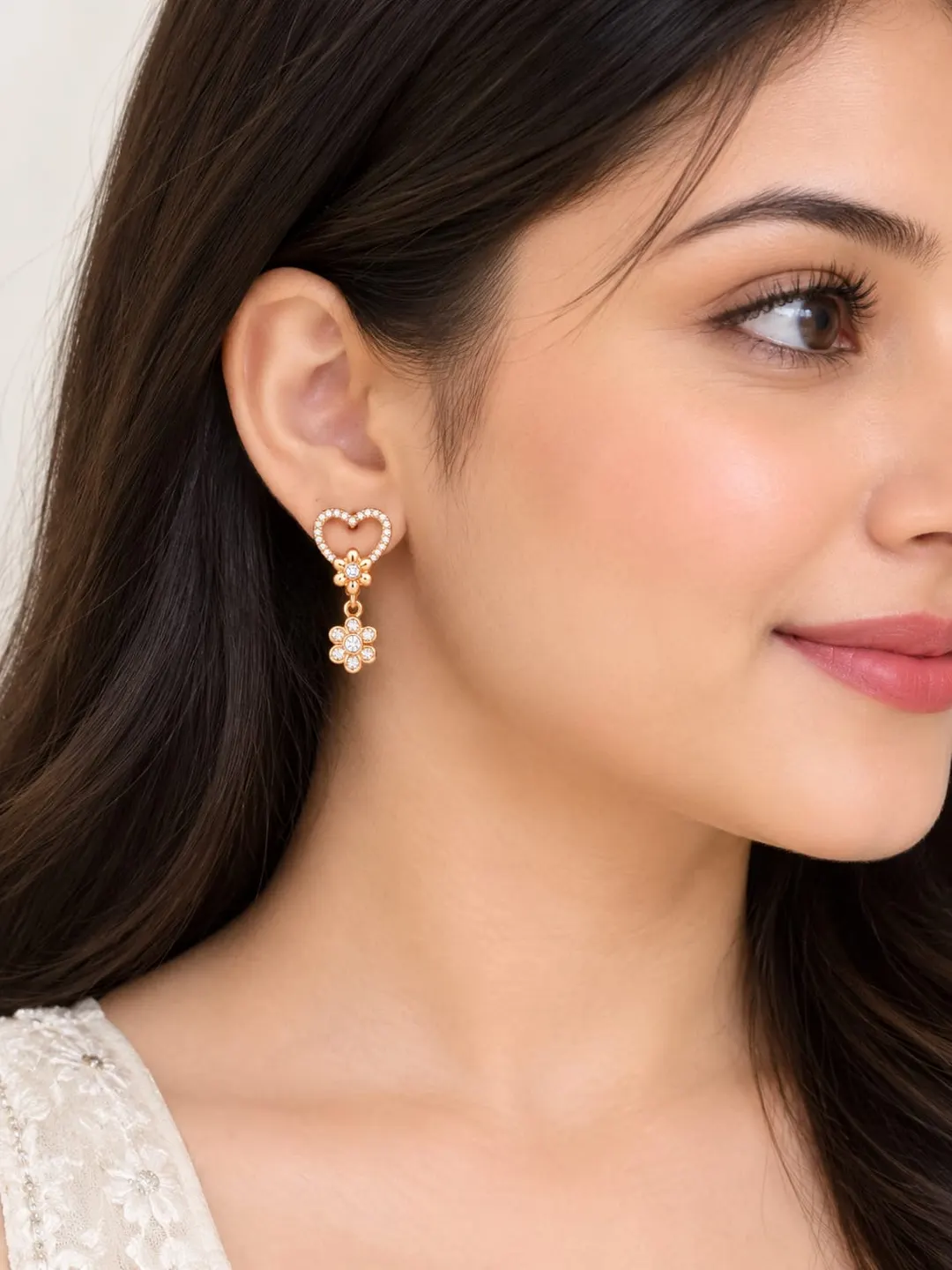 SPARKLY HEART  & FLOWER DANGLE EARRINGS