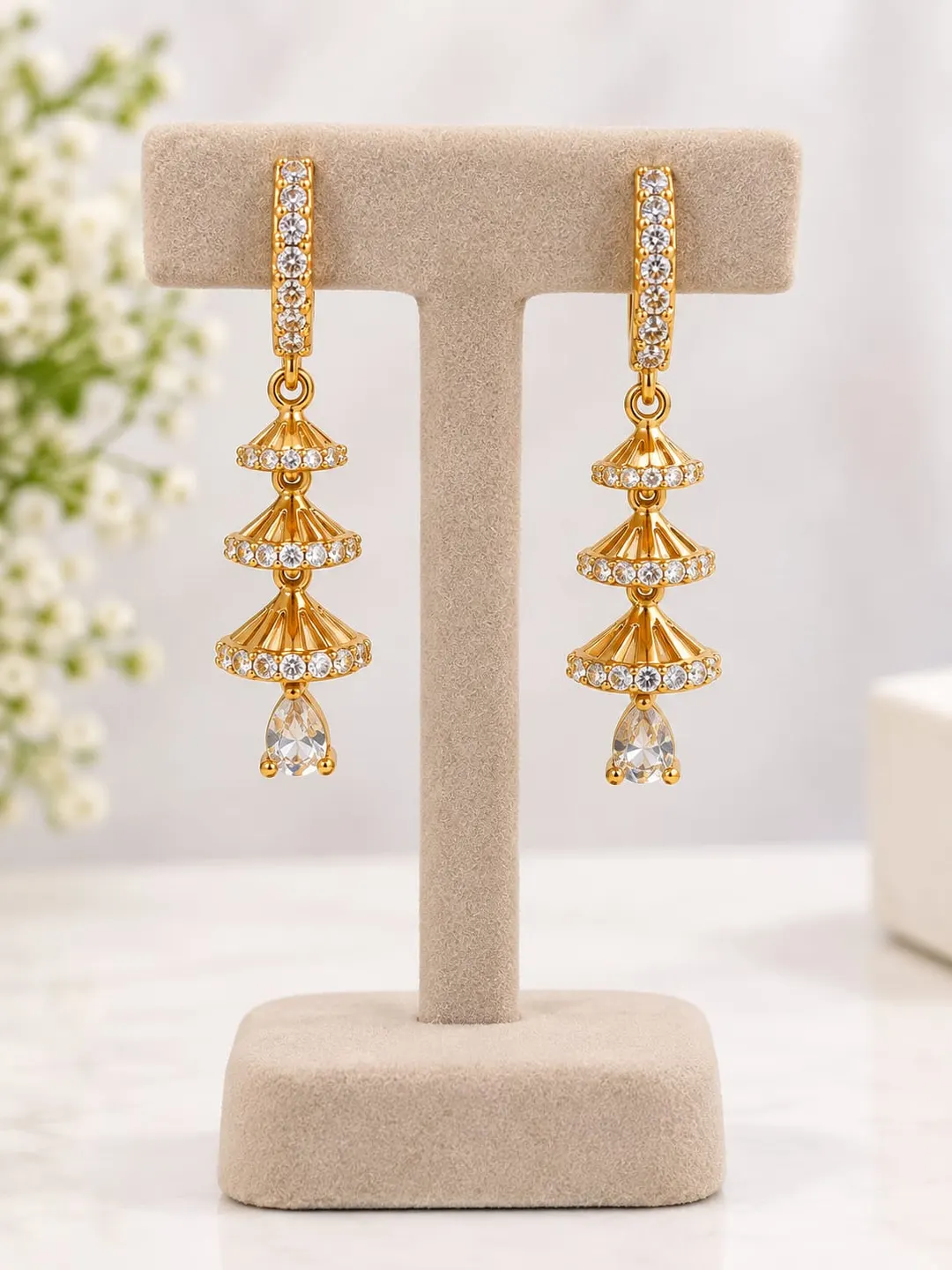 GOLD PLATED MULTI-TIER PYRAMID DANGLE EARRING