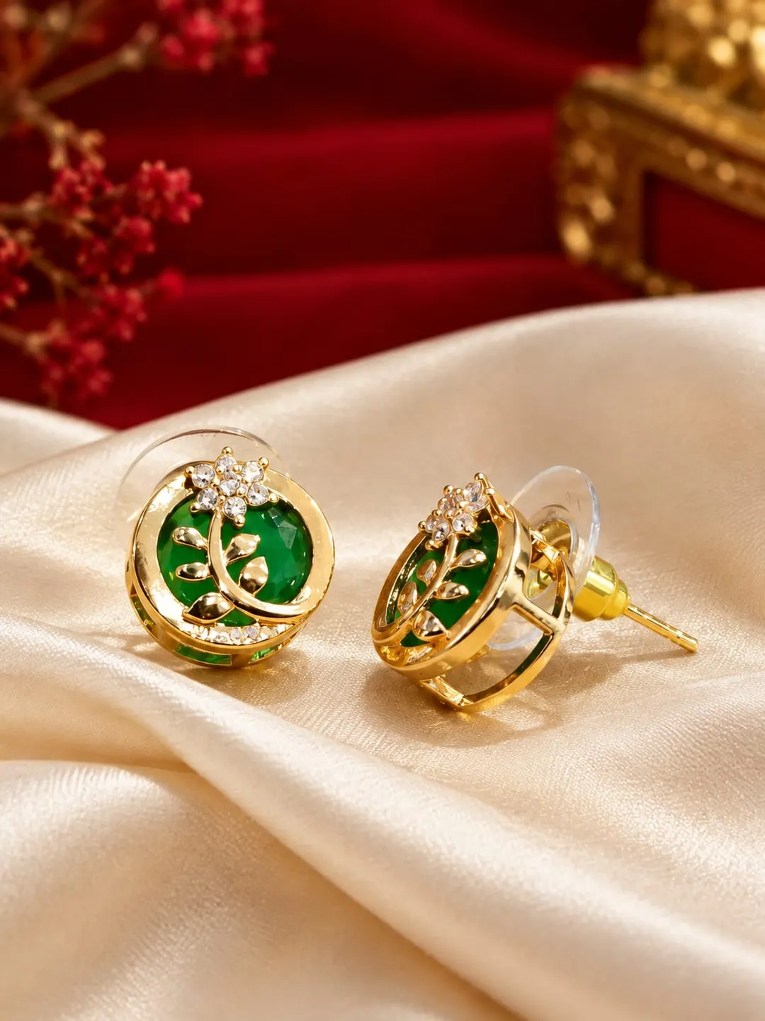 GOLD -PLATED EMERALD GREEN LEAF & FLOWER STUD EARRING 