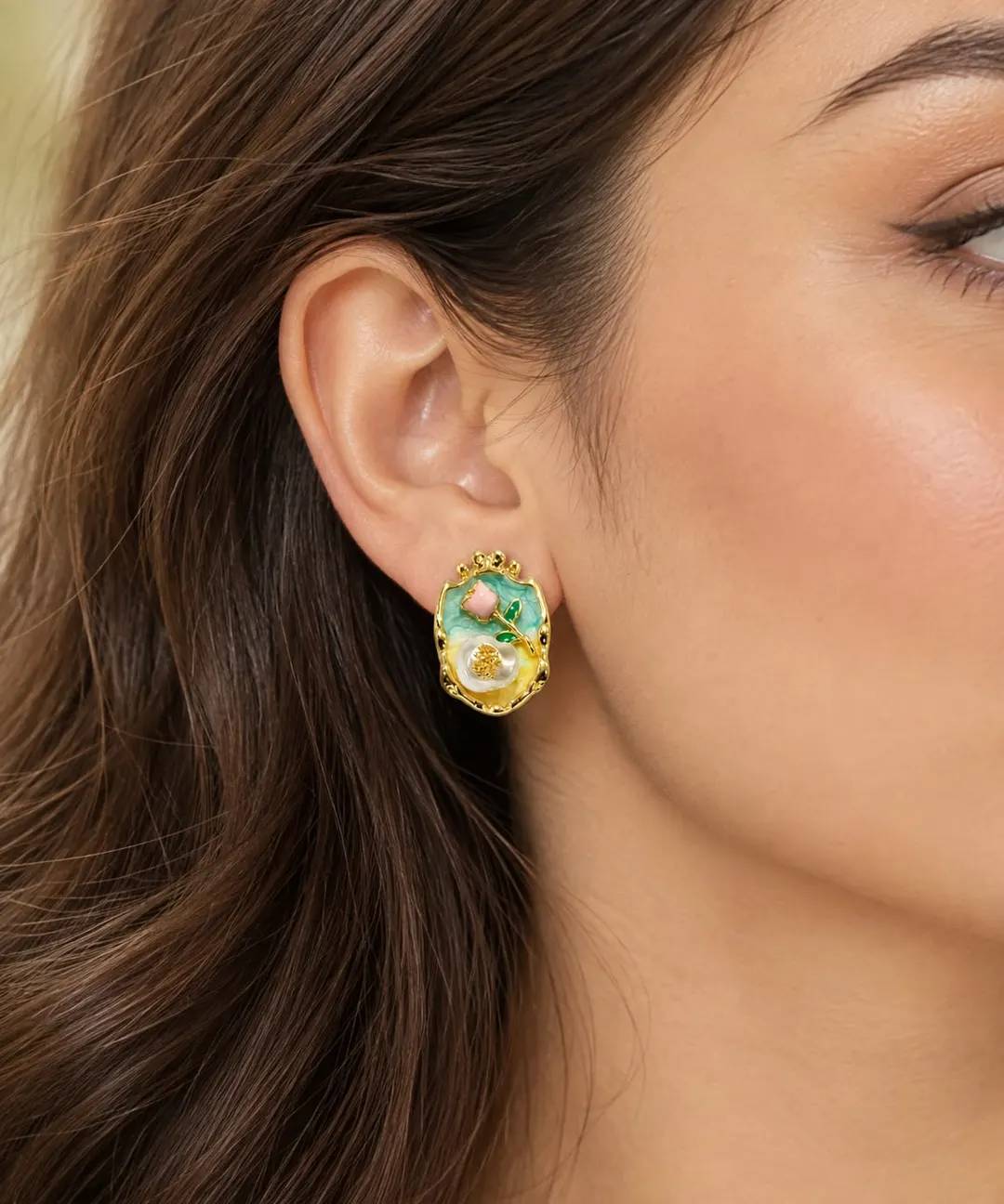 RETRO PASTEL ENAMEL FLOWER & PEARL SHIELD STUD EARRING- GOLD PLATED
