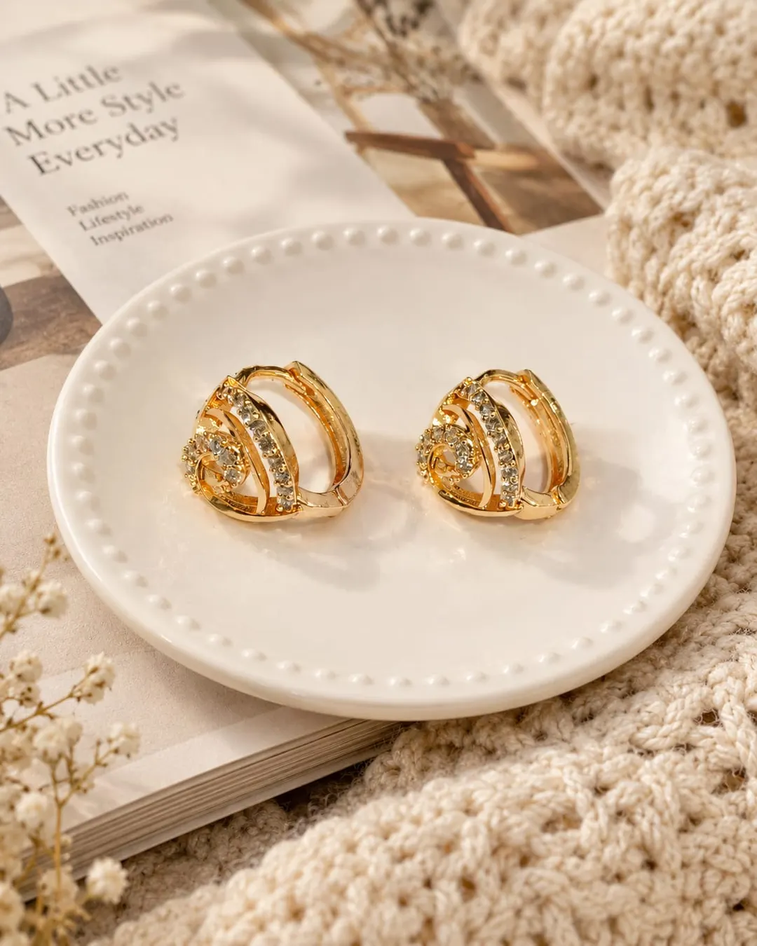ROSE GOLD PLATED SWIRL STUD EARRING 