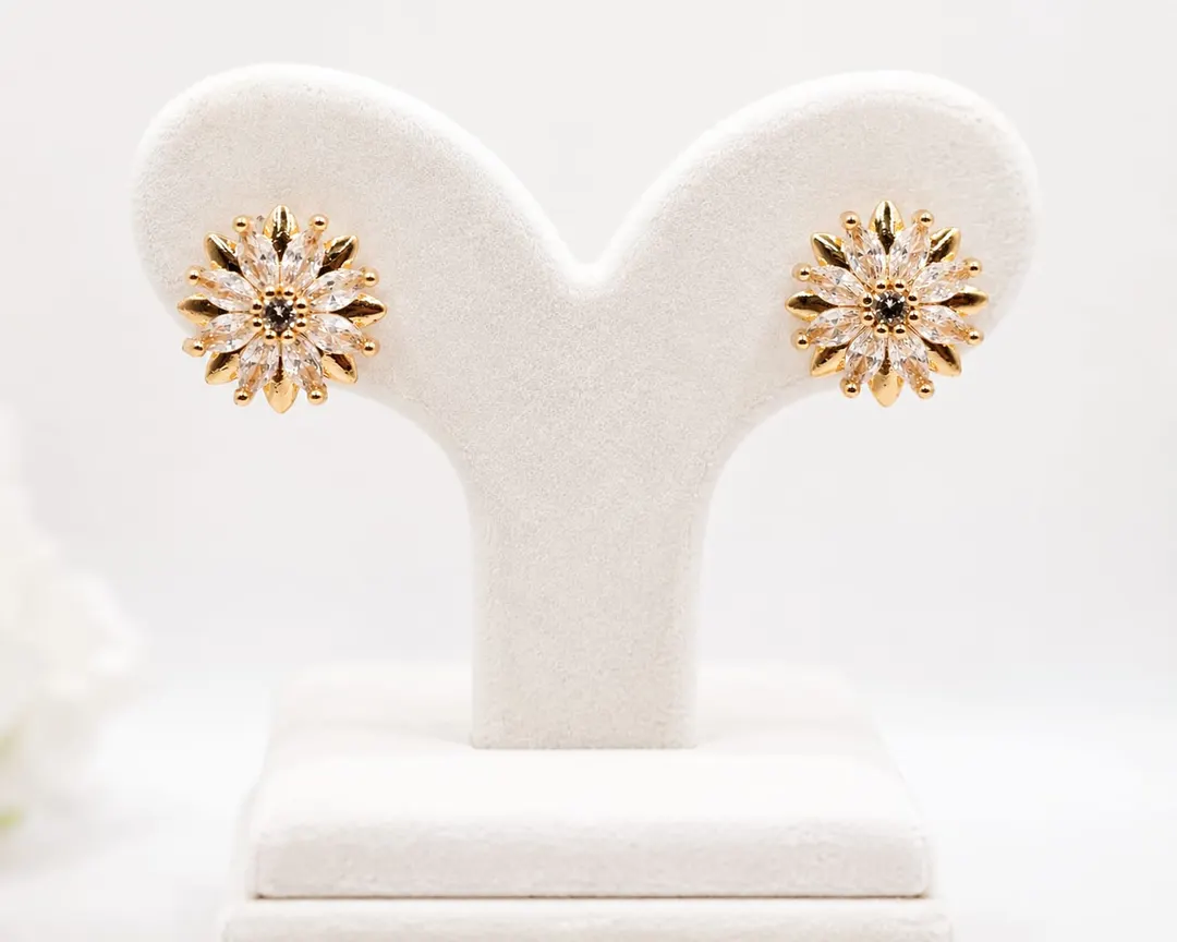 SPARKLING CZ FLORAL BURST STUD EARRING