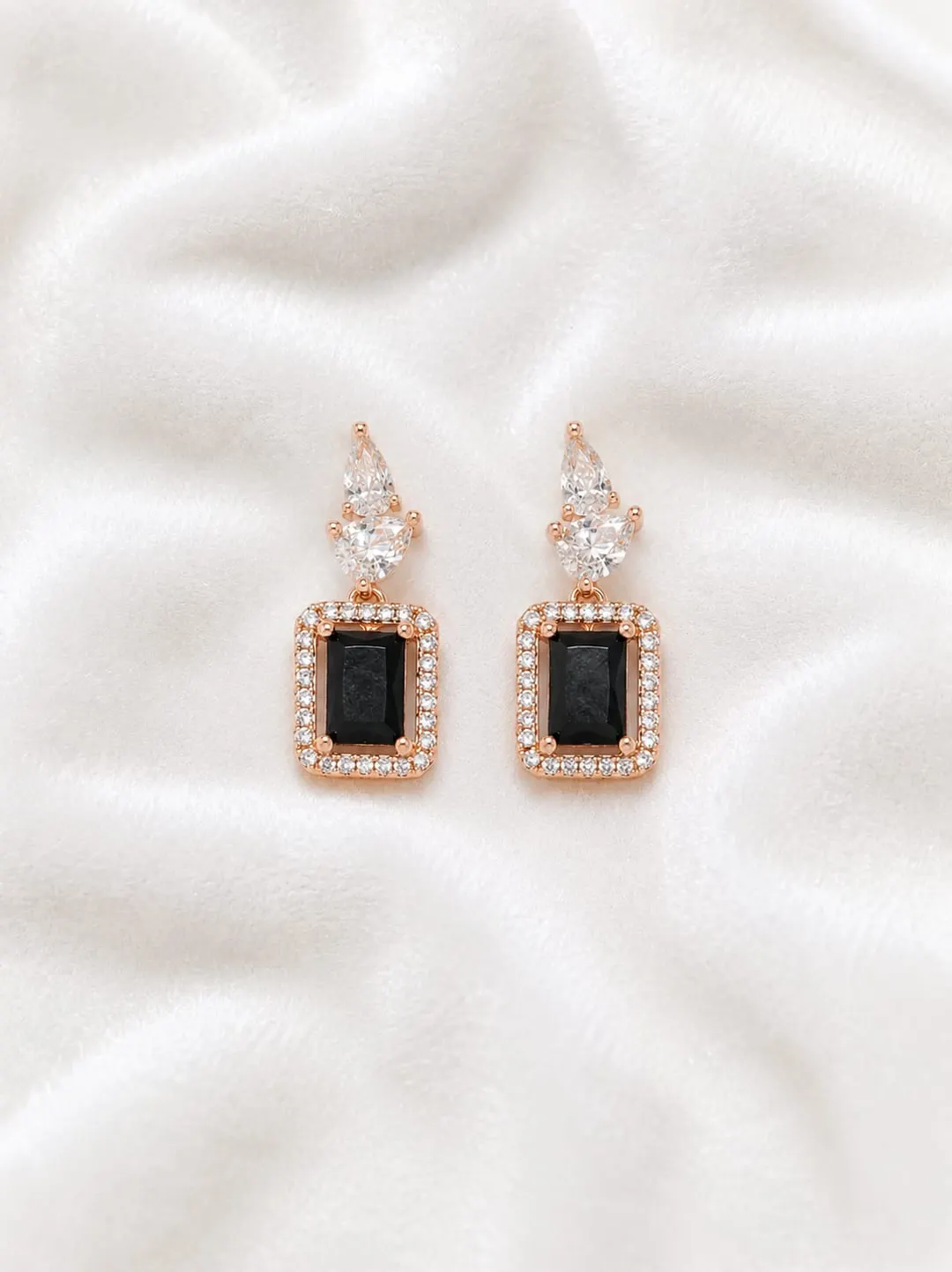 NOIR LUXE SQUARE DROP EARRINGS