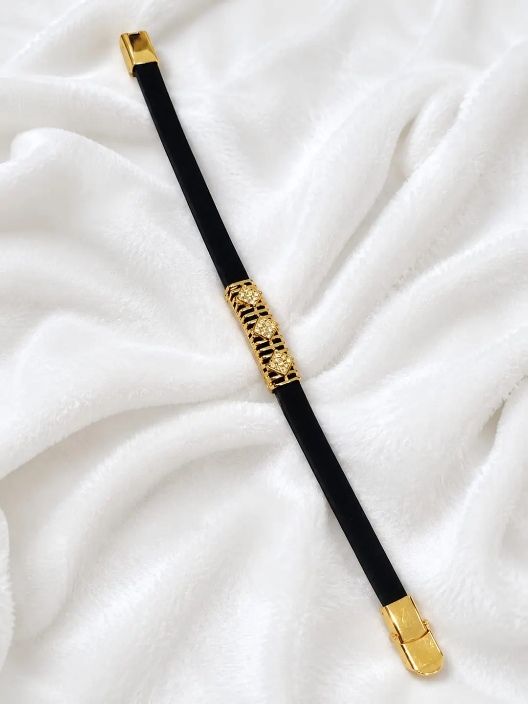 BLACK AND GOLD BEADED BRACELET