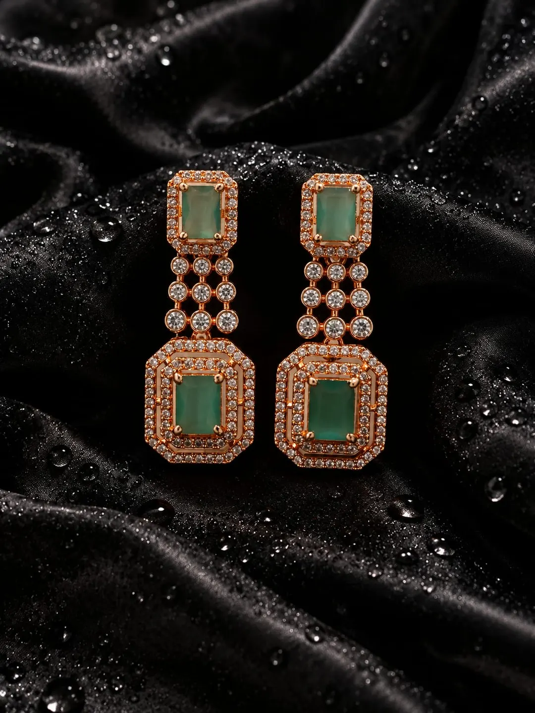 EMERALD GREEN RECTANGULAR GEOMETRIC DROP EARRING
