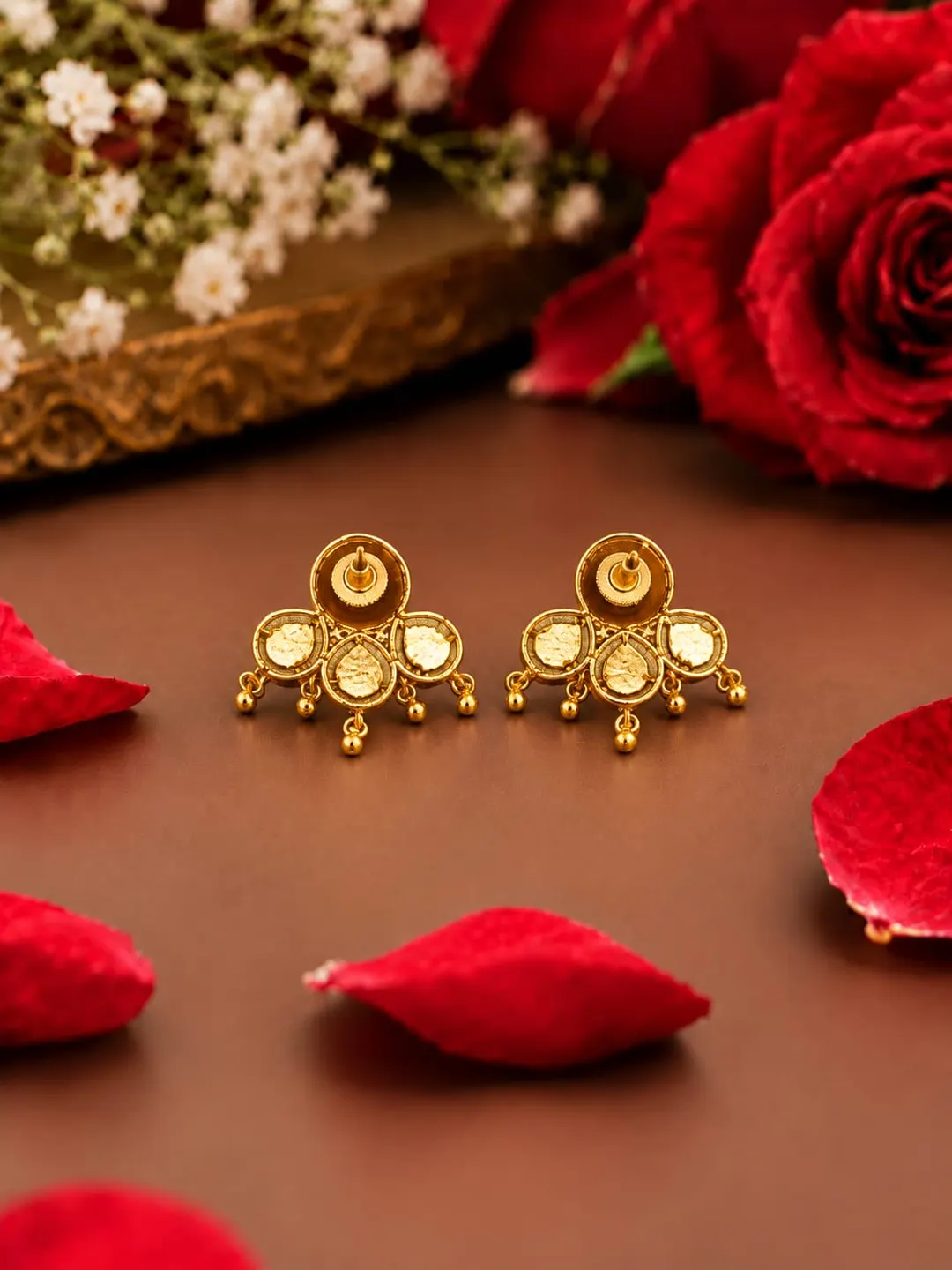 MINT GREEN KUNDAN PEARL STATEMENT EARRINGS