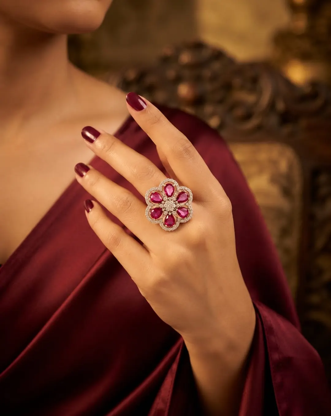 PINK FLORAL GEMSTONE STATEMENT RING.