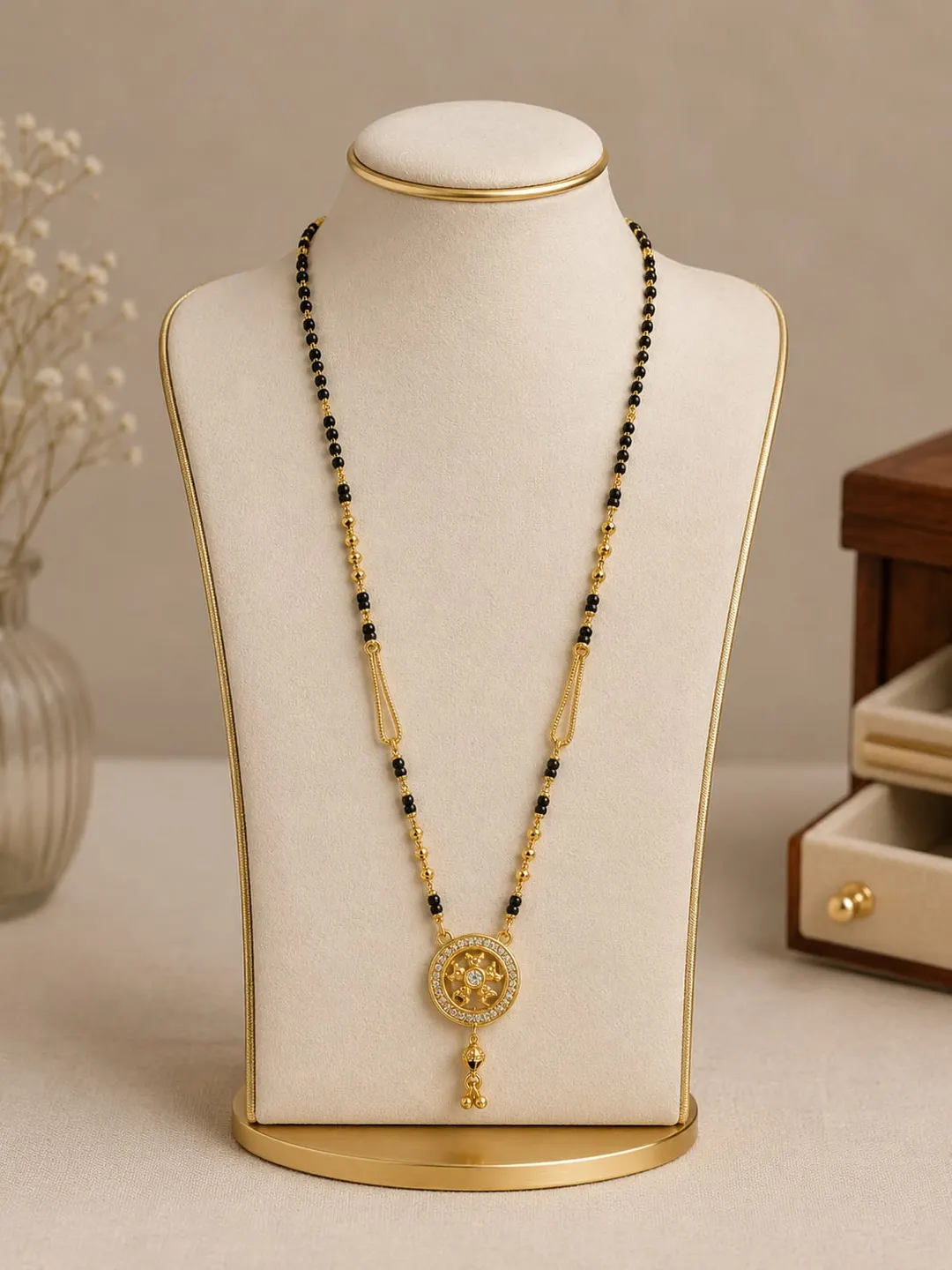 ROYAL BLACK BEAD GOLD PENDANT MANGALSUTRA