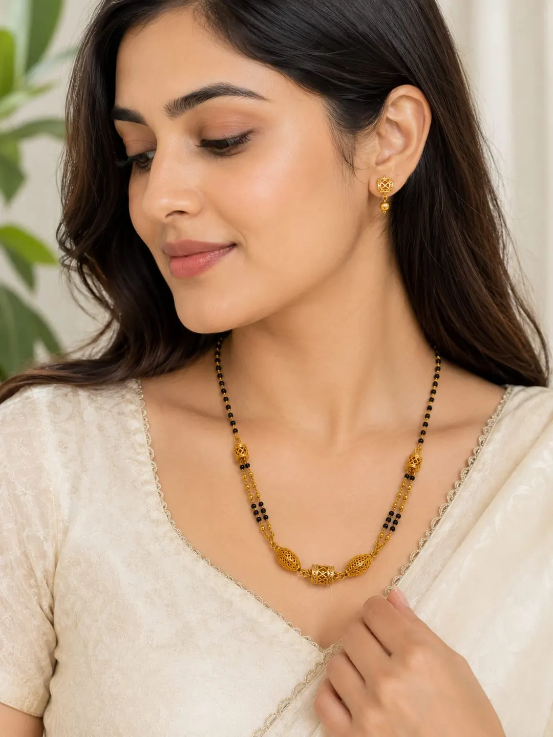 TRADITIONAL GOLD-PLATED DOUBLE-LAYER BLACK BEADED MANGALSUTRA NECKLACE