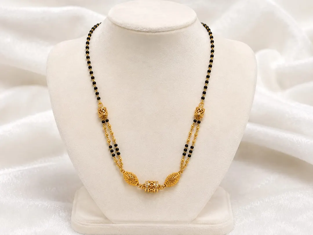 TRADITIONAL GOLD-PLATED DOUBLE-LAYER BLACK BEADED MANGALSUTRA NECKLACE