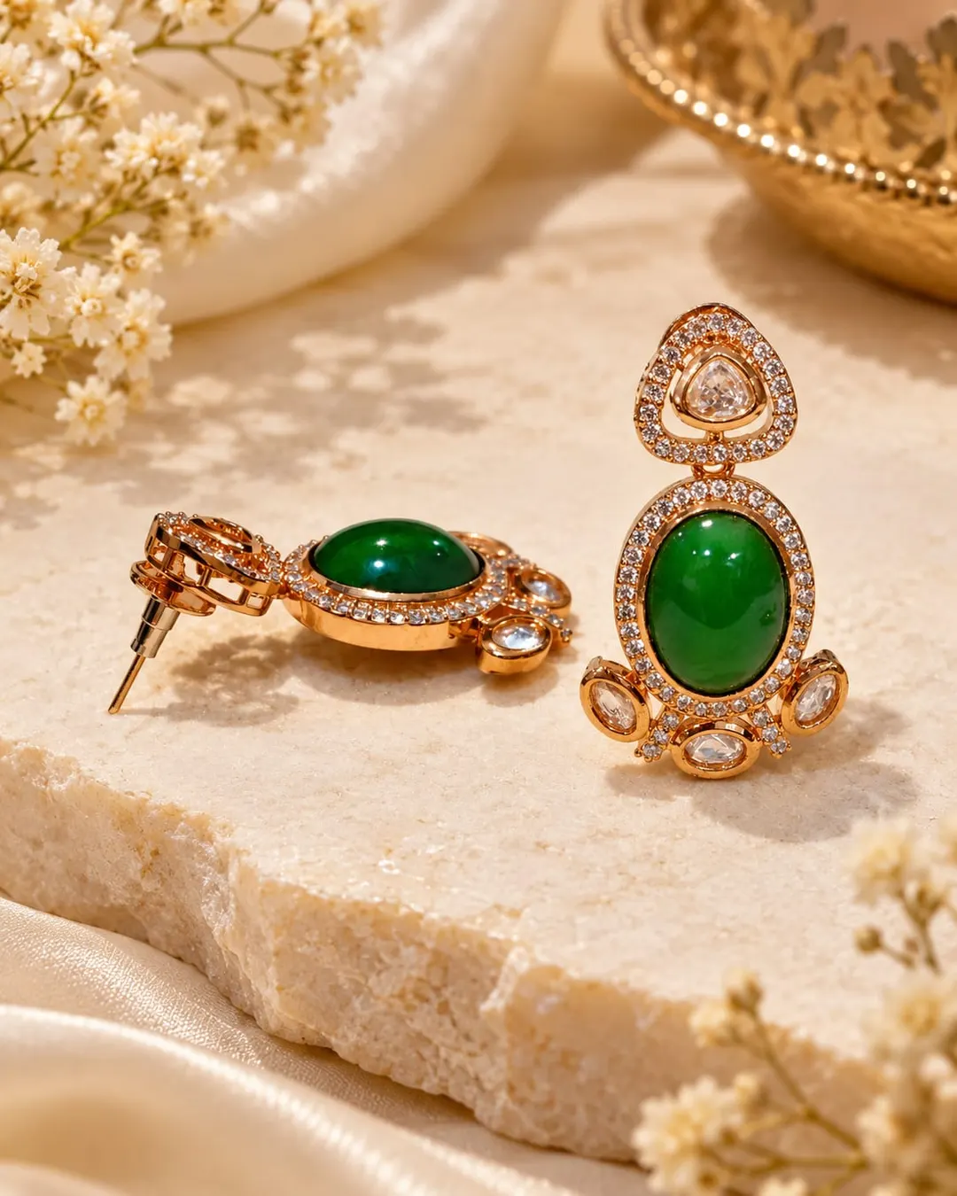 ROYAL EMERALD GREEN STONE KUNDAN DROP EARRINGS