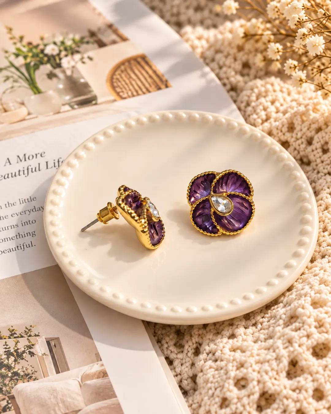 PURPLE FLORAL ENAMEL STUD EARRINGS.