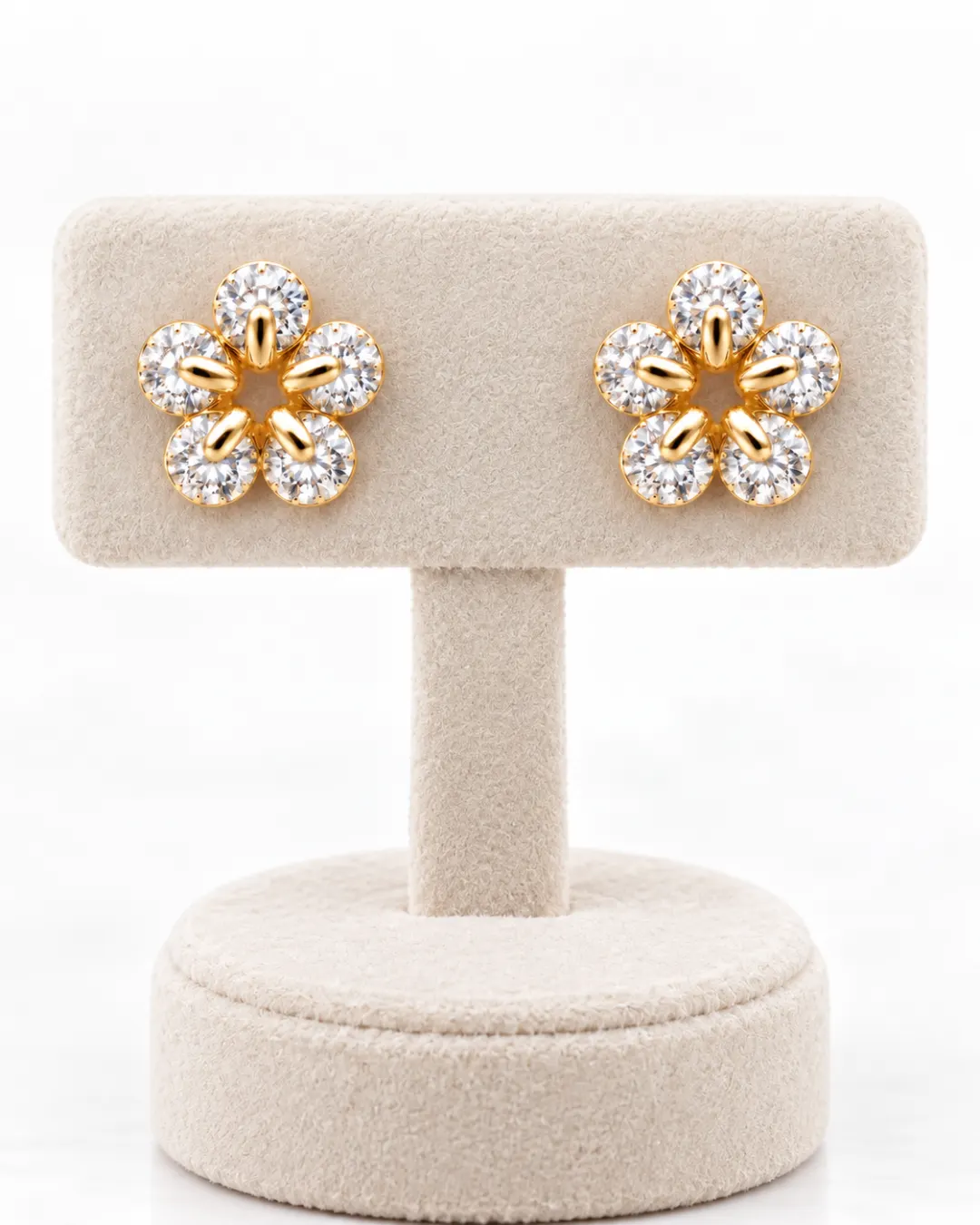 GOLDEN DAISY CRYSTAL FLORAL STUD EARRINGS
