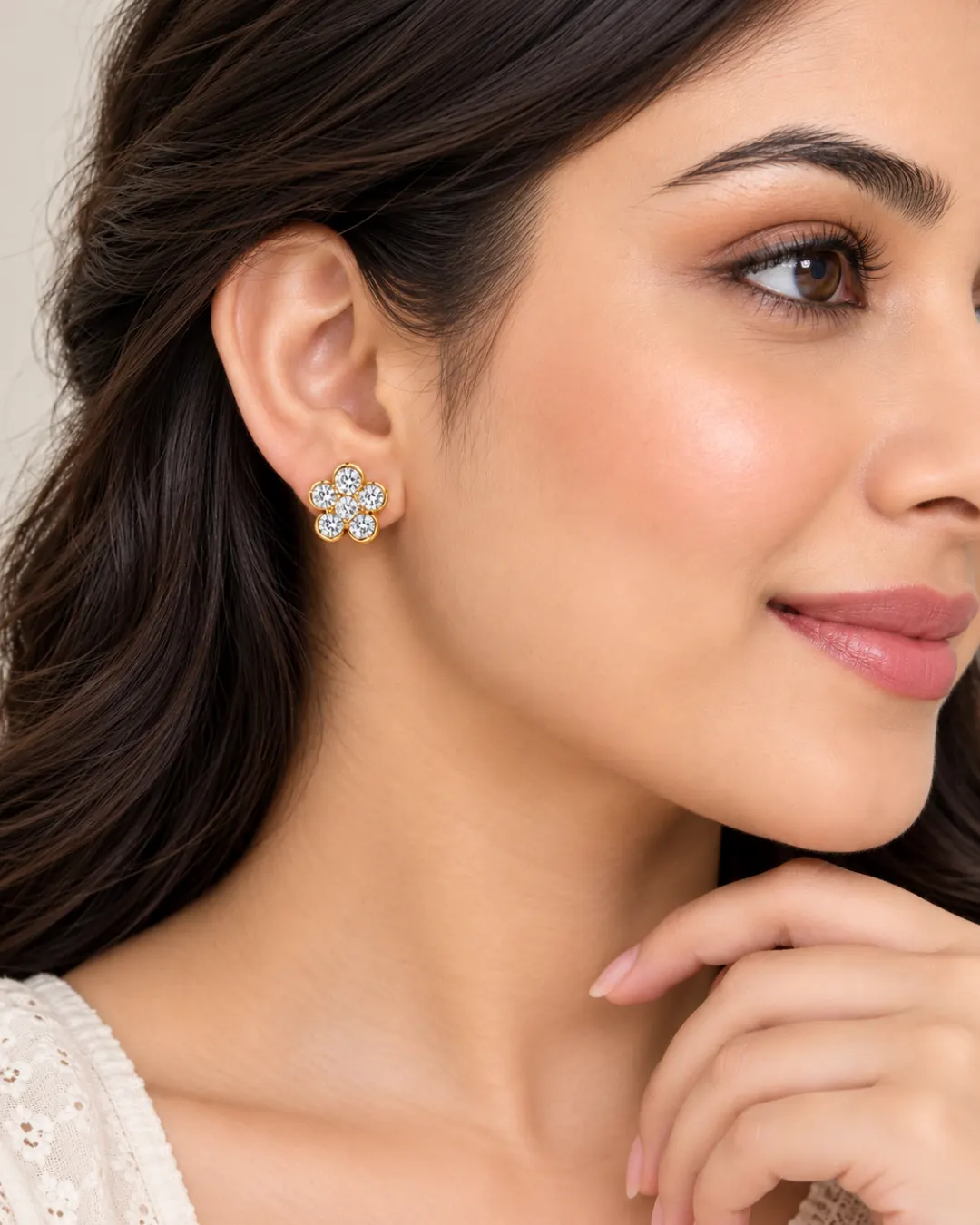 GOLDEN SPARKLING FLORAL CRYSTAL STUD EARRINGS