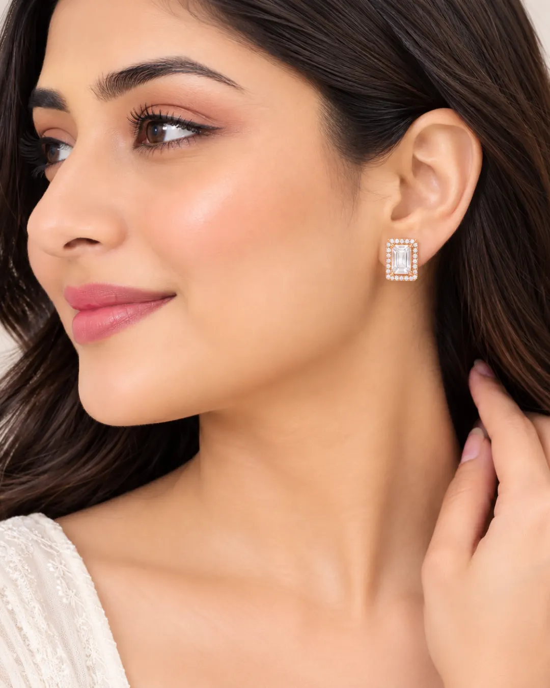 ROSE GOLD RECTANGULAR HALO CRYSTAL STUD EARRINGS