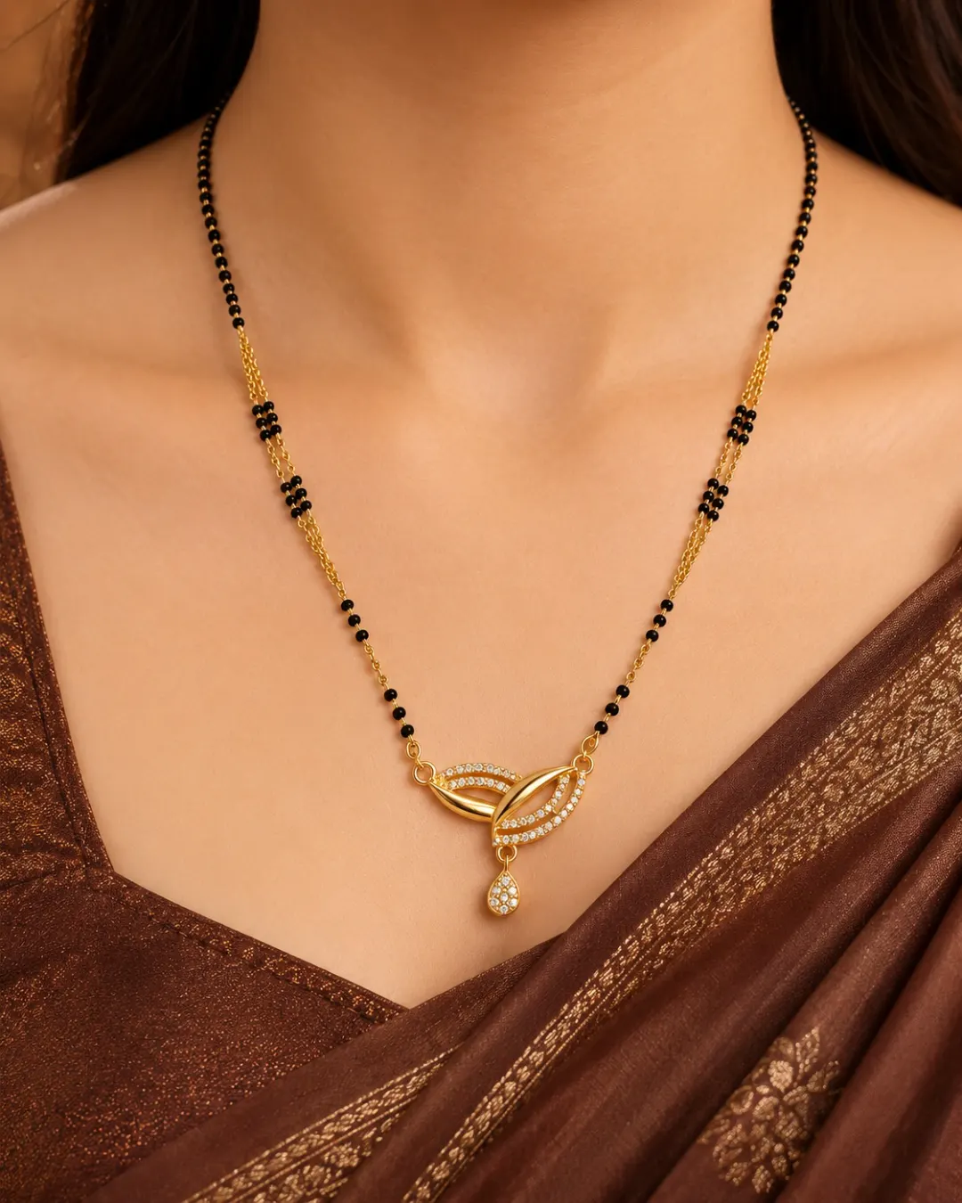 GOLD LEAF STYLE DIAMOND PENDANT MANGALSUTRA