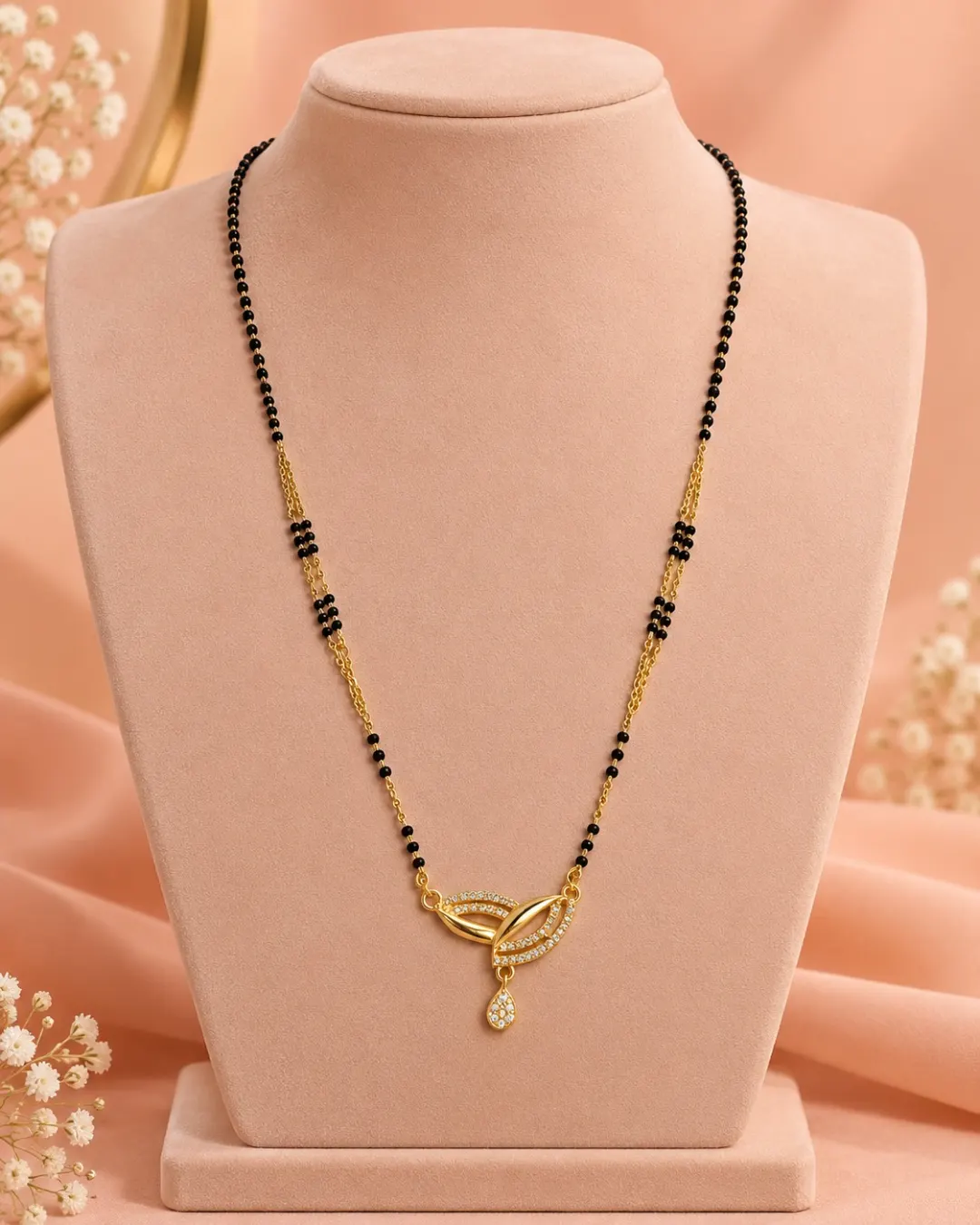 GOLD LEAF STYLE DIAMOND PENDANT MANGALSUTRA