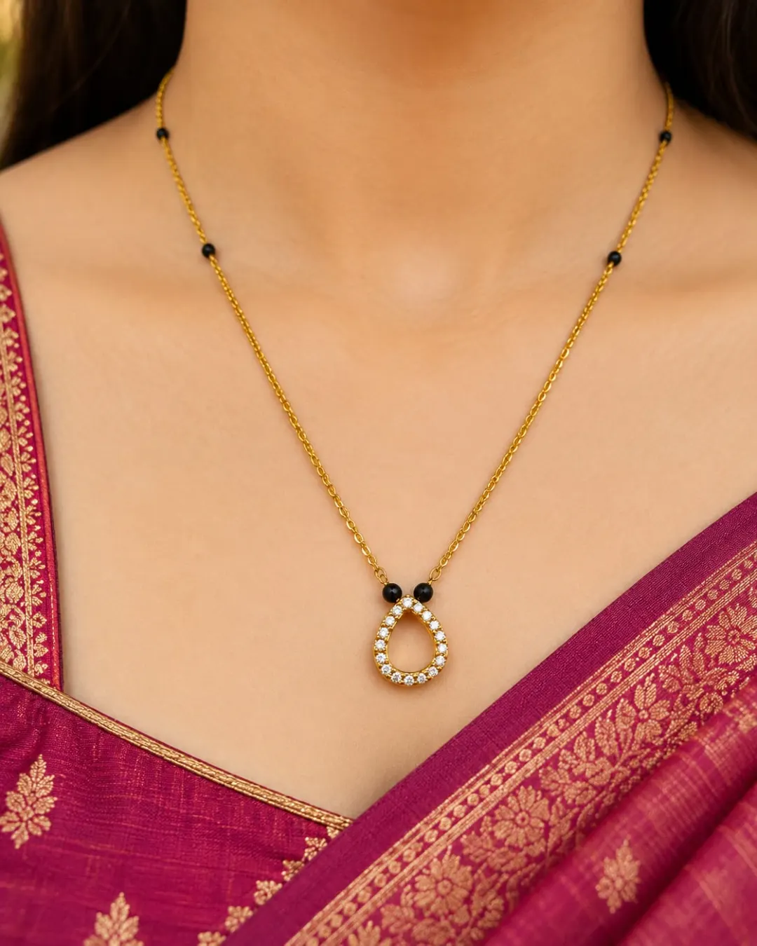 GOLD TEARDROP DIAMOND PENDANT MANGALSUTRA