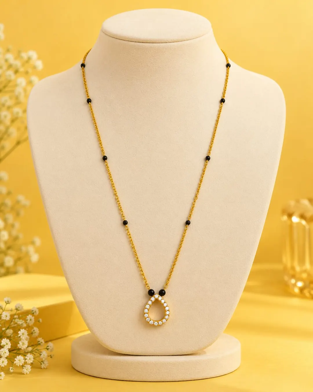 GOLD TEARDROP DIAMOND PENDANT MANGALSUTRA