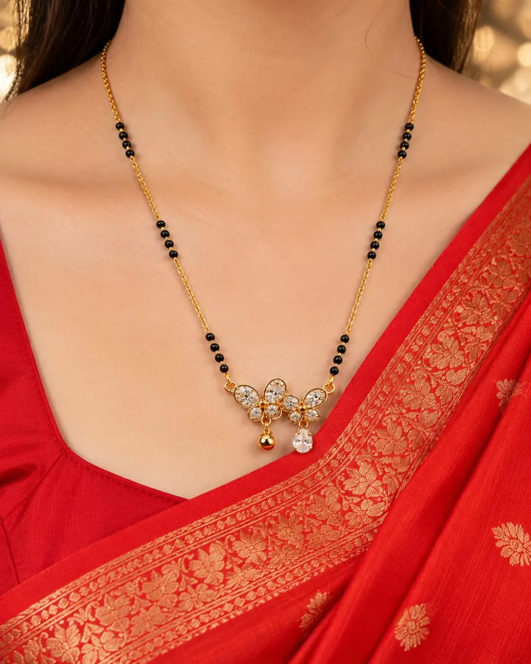 ROSE GOLD FLORAL DIAMOND PENDANT MANGALSUTRA.