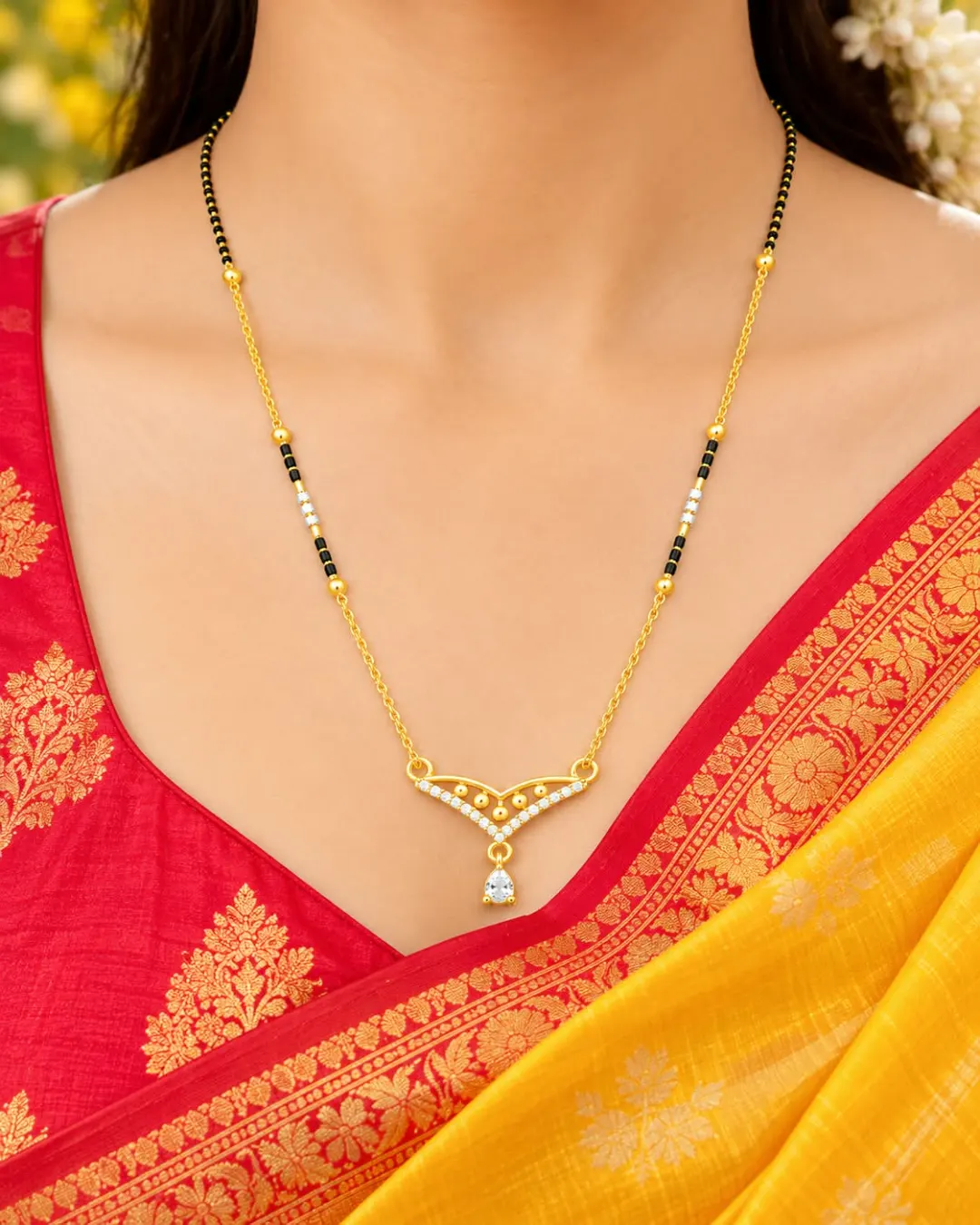 ELEGANT V-SHAPED GOLD MANGALSUTRA