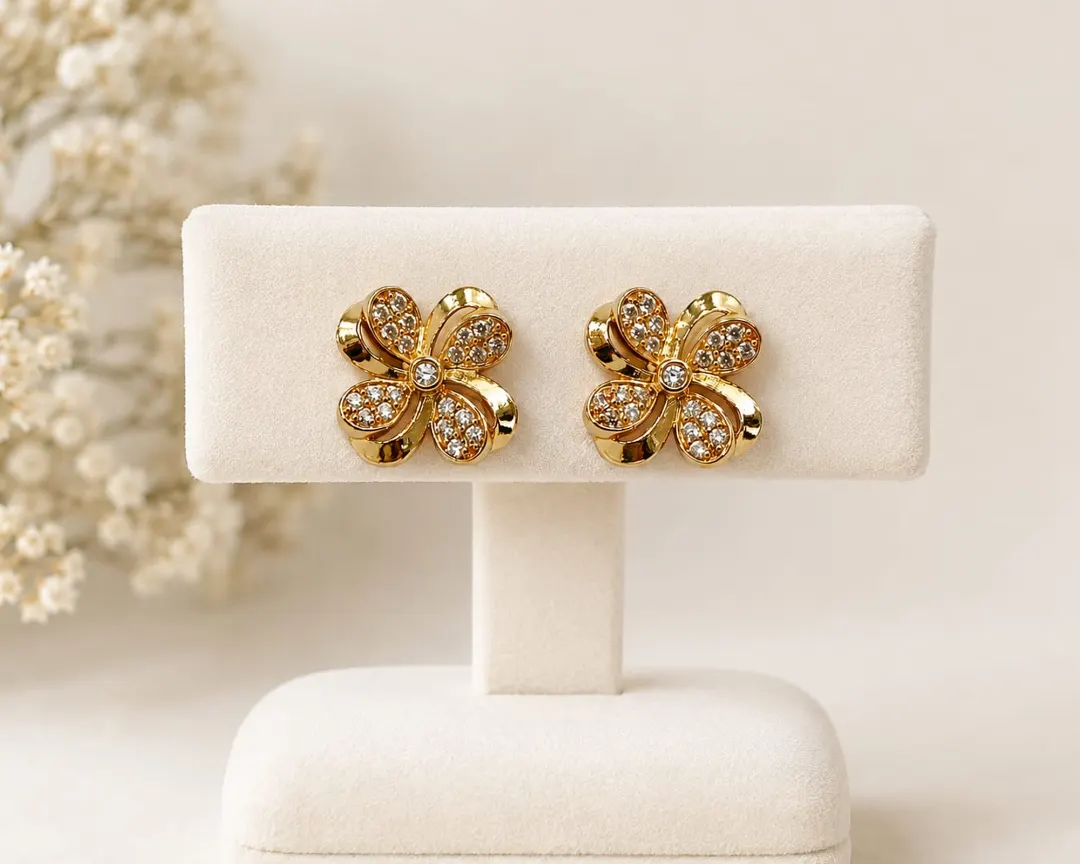 ETERNAL BLOSSOM CRYSTAL STUD EARRINGS