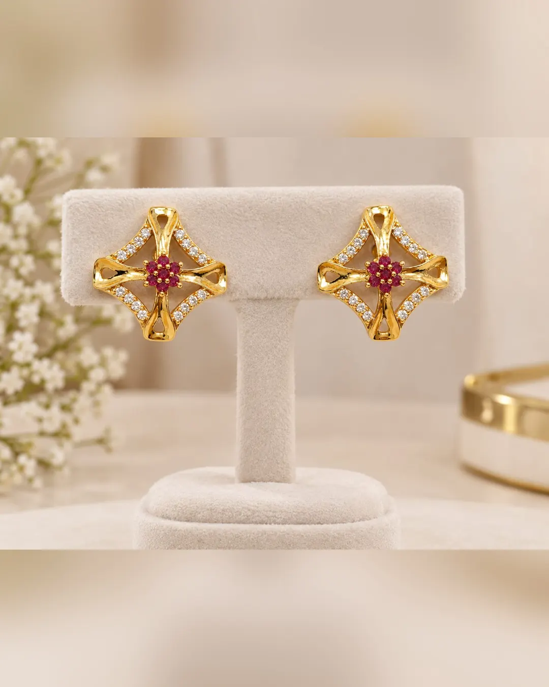 GOLDEN FLORAL GEOMETRIC STUD EARRINGS