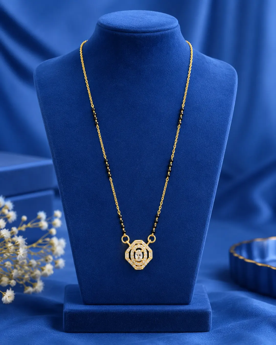 GOLDEN SPIRAL CRYSTAL MANGALSUTRA