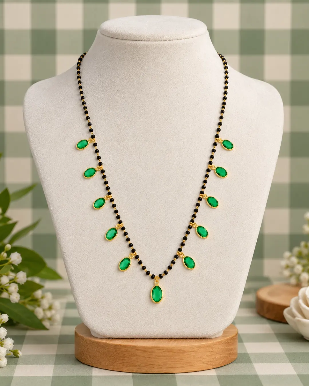 EMERALD GRACE BLACK BEAD MANGALSUTRA