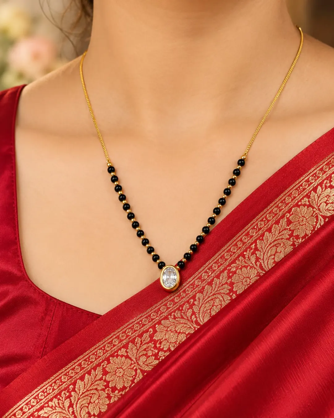 CLASSIC OVAL SOLITAIRE MANGALSUTRA
